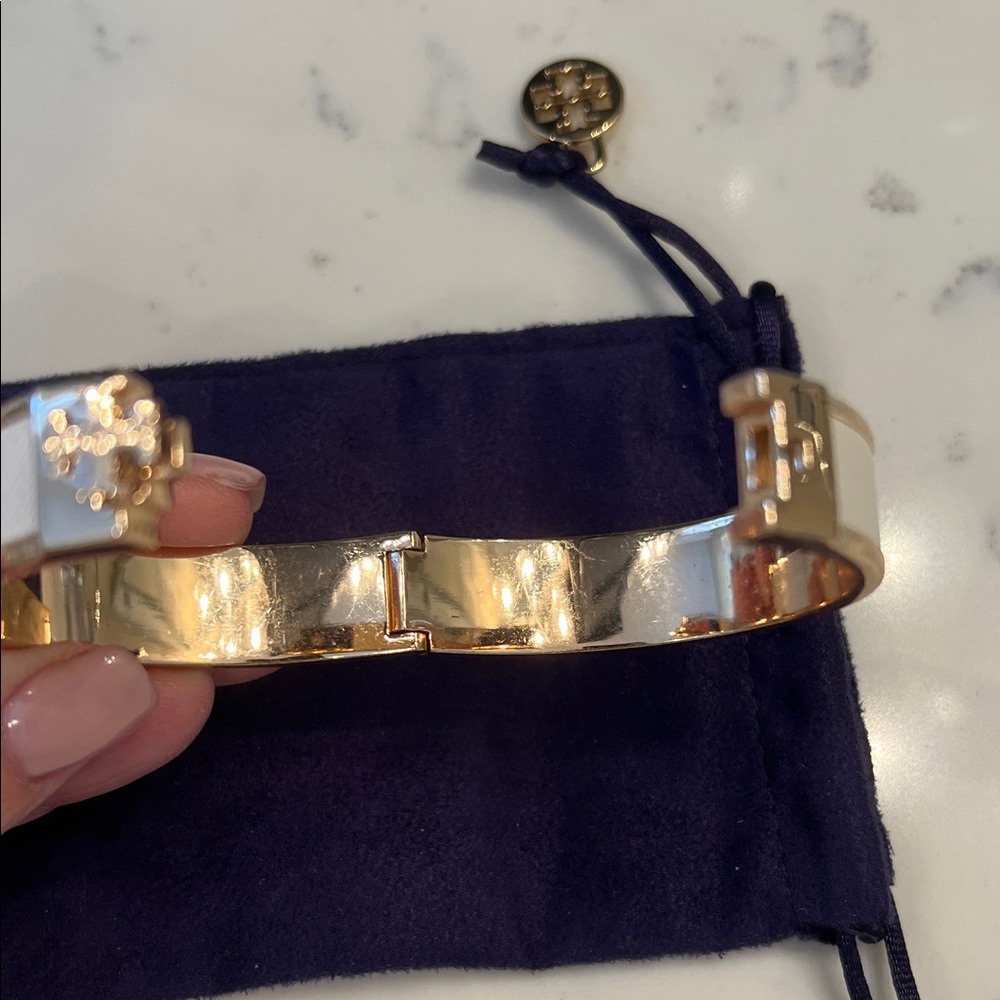 Tory Burch Gold-Tone Bracelet with White Leather Panels - Picture 2 of 5